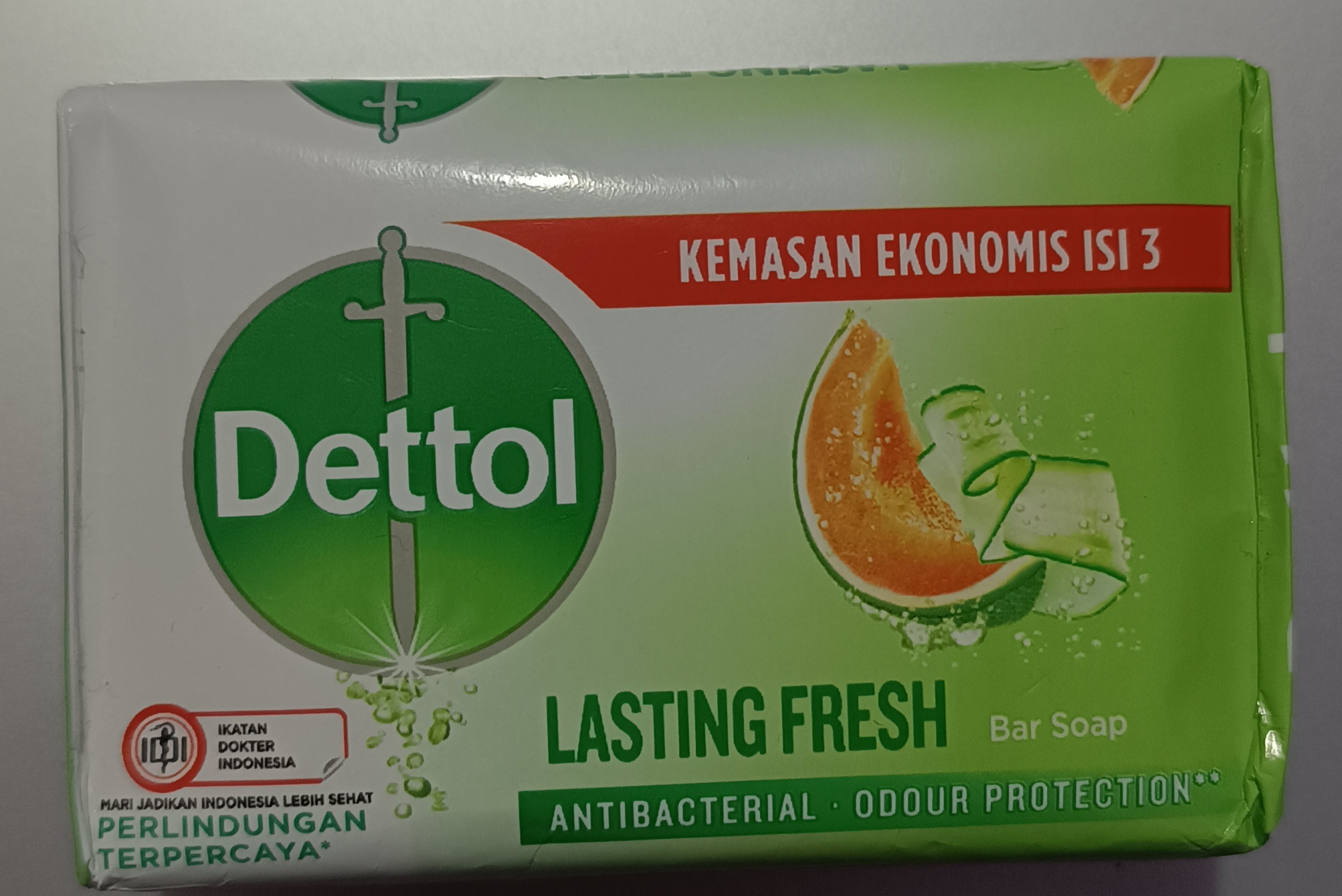 صابون حمام آنتی باکتریال دتول Dettol مدل Lasting Fresh رایحه خیار و طالبی وزن 100 گرم